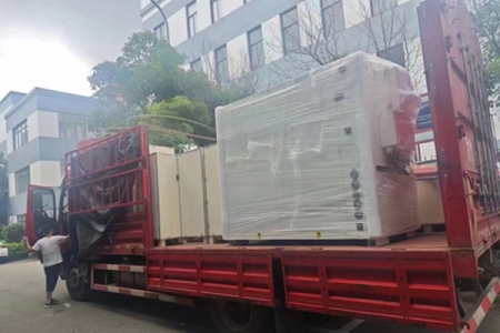 使用反應(yīng)釜高低溫一體機時要注意這些環(huán)境因素！